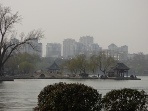 Daming Lake in Jinan - beautiful in spite of the smog