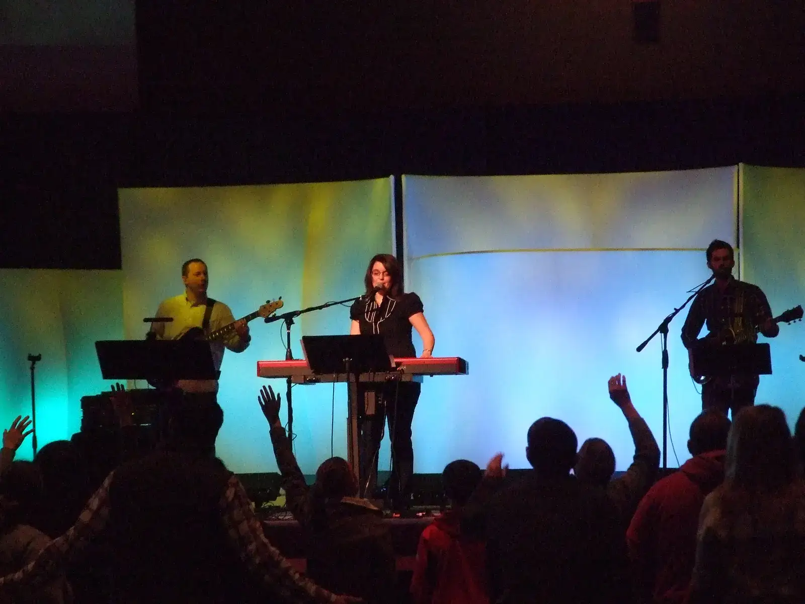 Jennifer Shaw — Worship Leader